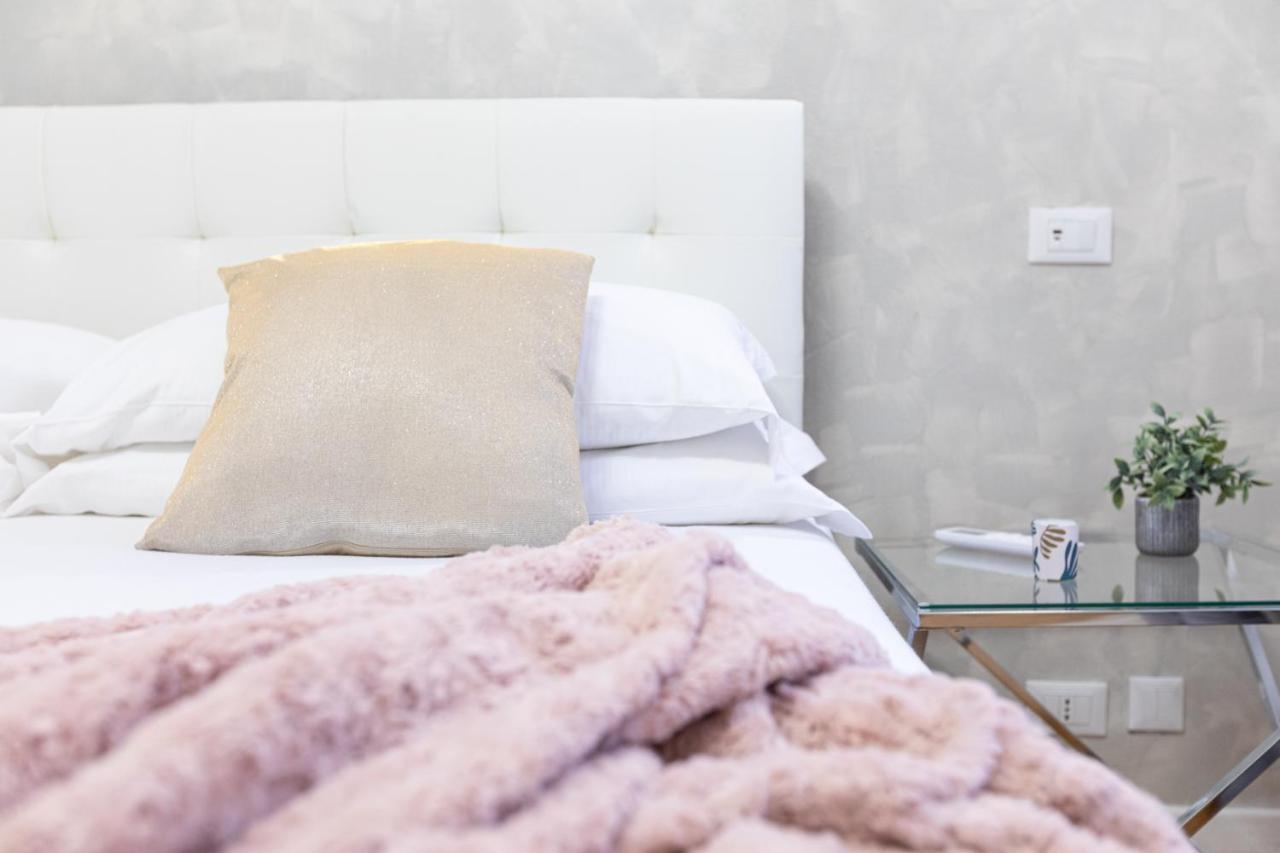 Mosaic Trastevere Silver Apartment - Top Collection 罗马 外观 照片