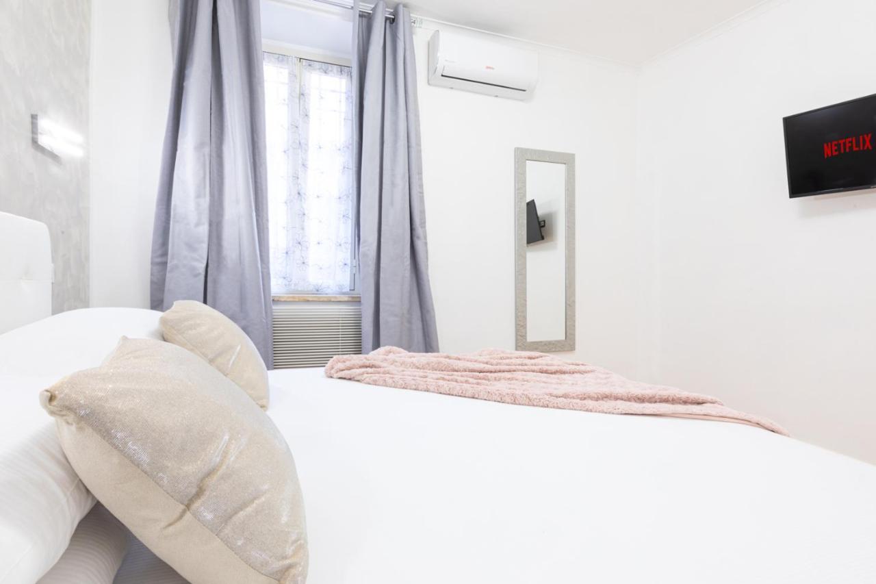 Mosaic Trastevere Silver Apartment - Top Collection 罗马 外观 照片